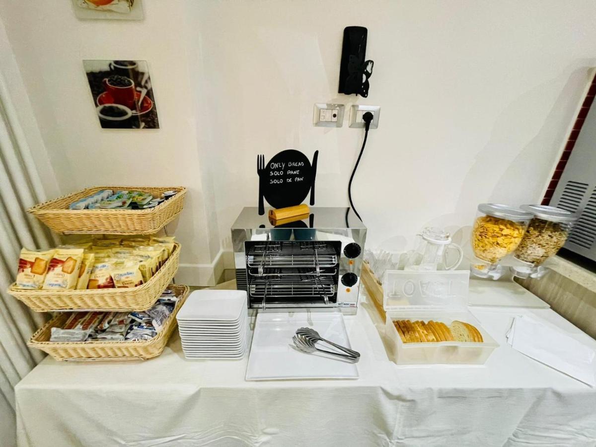 Alojamento de Acomodação e Pequeno-almoço Vatican Relais Roma